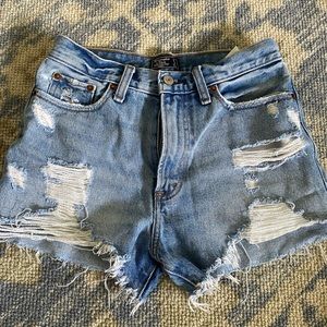 Abercrombie and fitch Annie high rise shorts size 25
